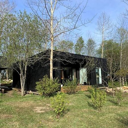 Small Cozy 3-Room House With Terrace & Large Garden Ilmandu Dış mekan fotoğraf
