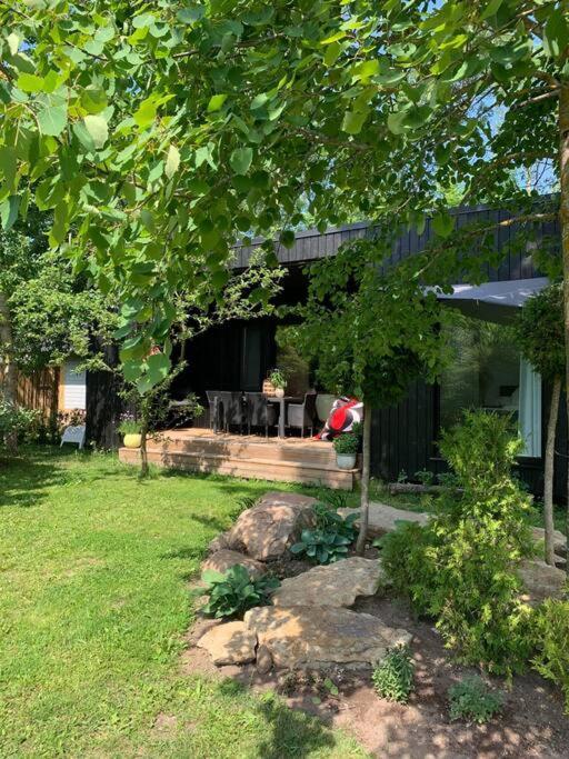 Small Cozy 3-Room House With Terrace & Large Garden Ilmandu Dış mekan fotoğraf